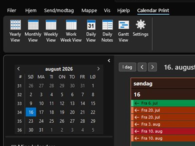 Outlook with the Calendar Print tab open: Yearly, Monthly, Weekly, Work Week, Daily, Daily Notes and Gantt buttons.
